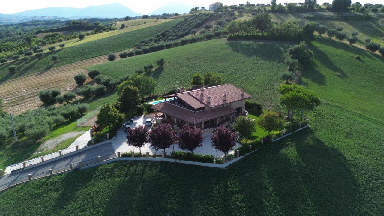 Bed And Breakfast A Casa Di Valerio Poggio Morello Bagian luar foto