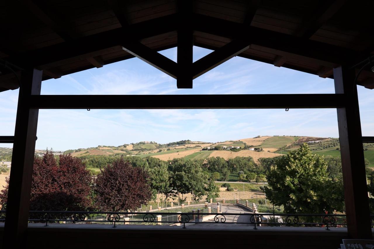 Bed And Breakfast A Casa Di Valerio Poggio Morello Bagian luar foto